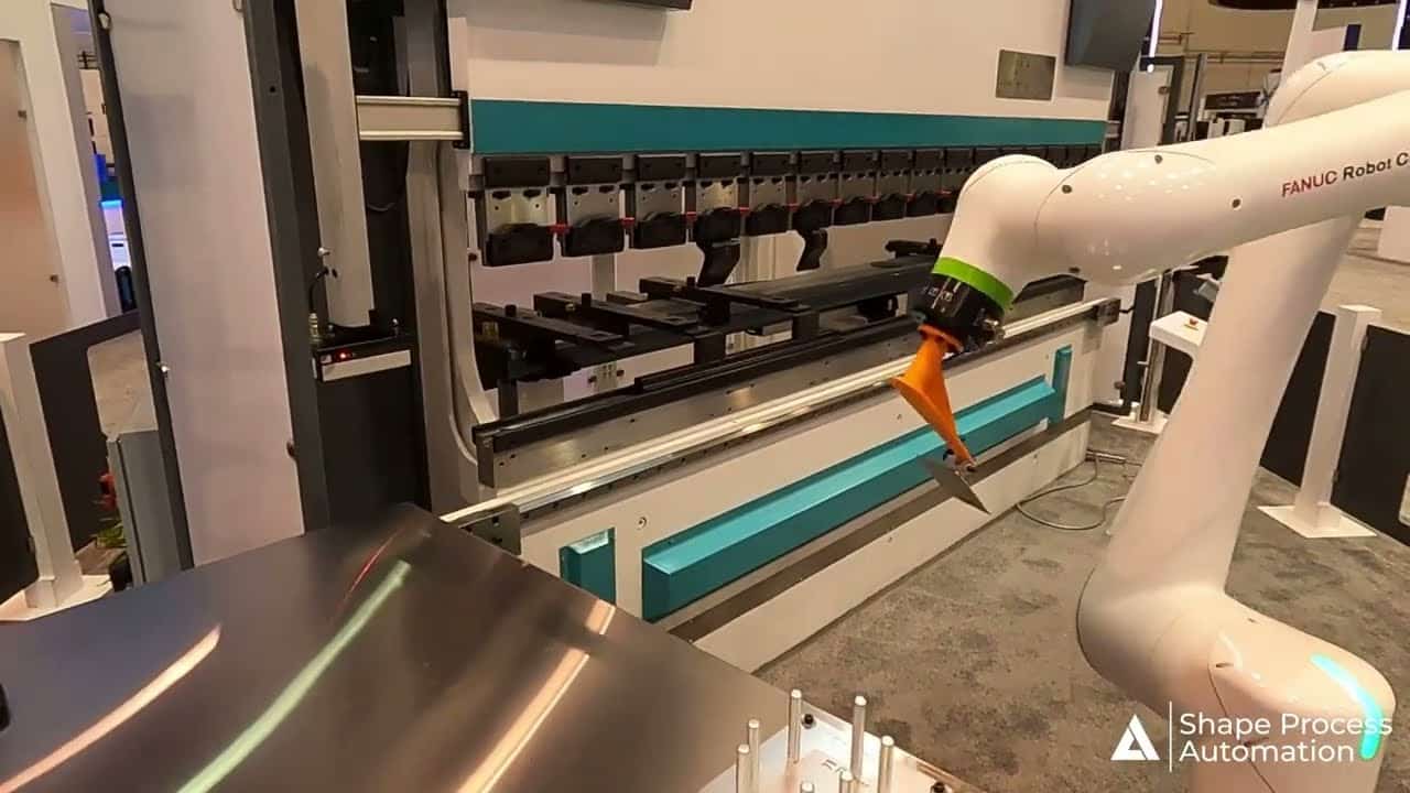 Cobot Machine Tending